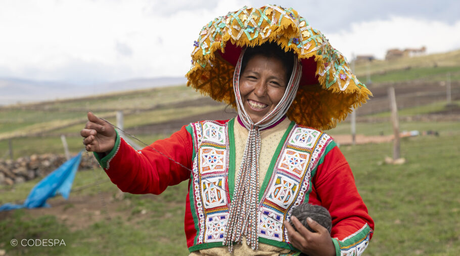 mujer indigena peruana