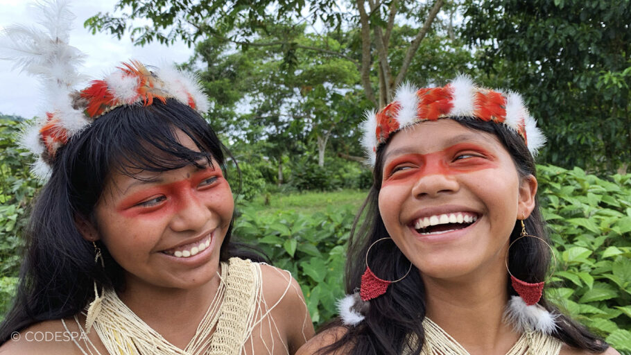 jovenes mujeres waorani