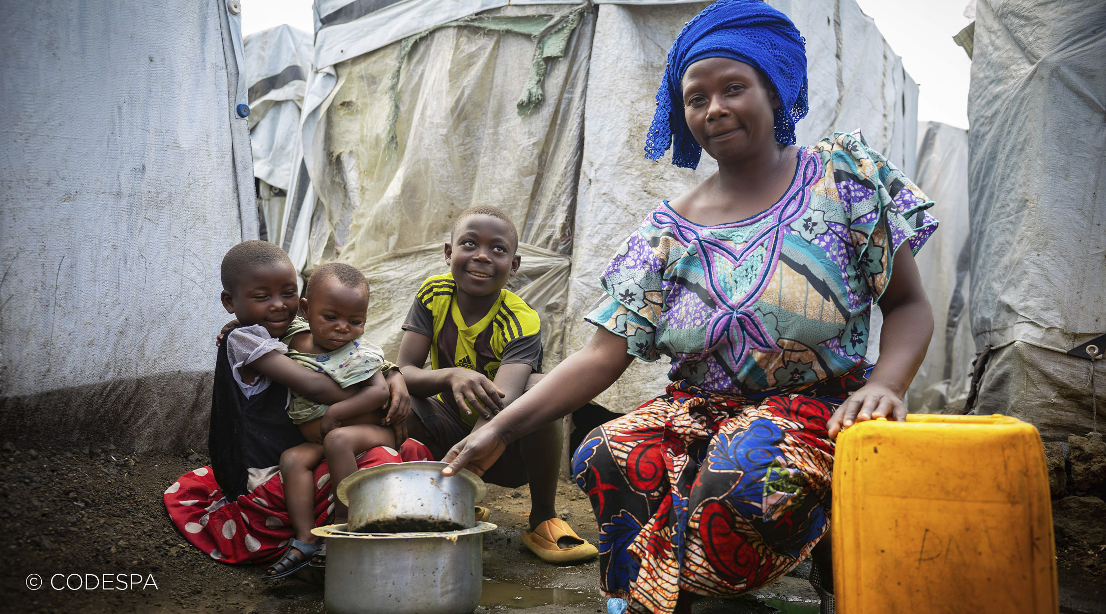 mujer y niños congo