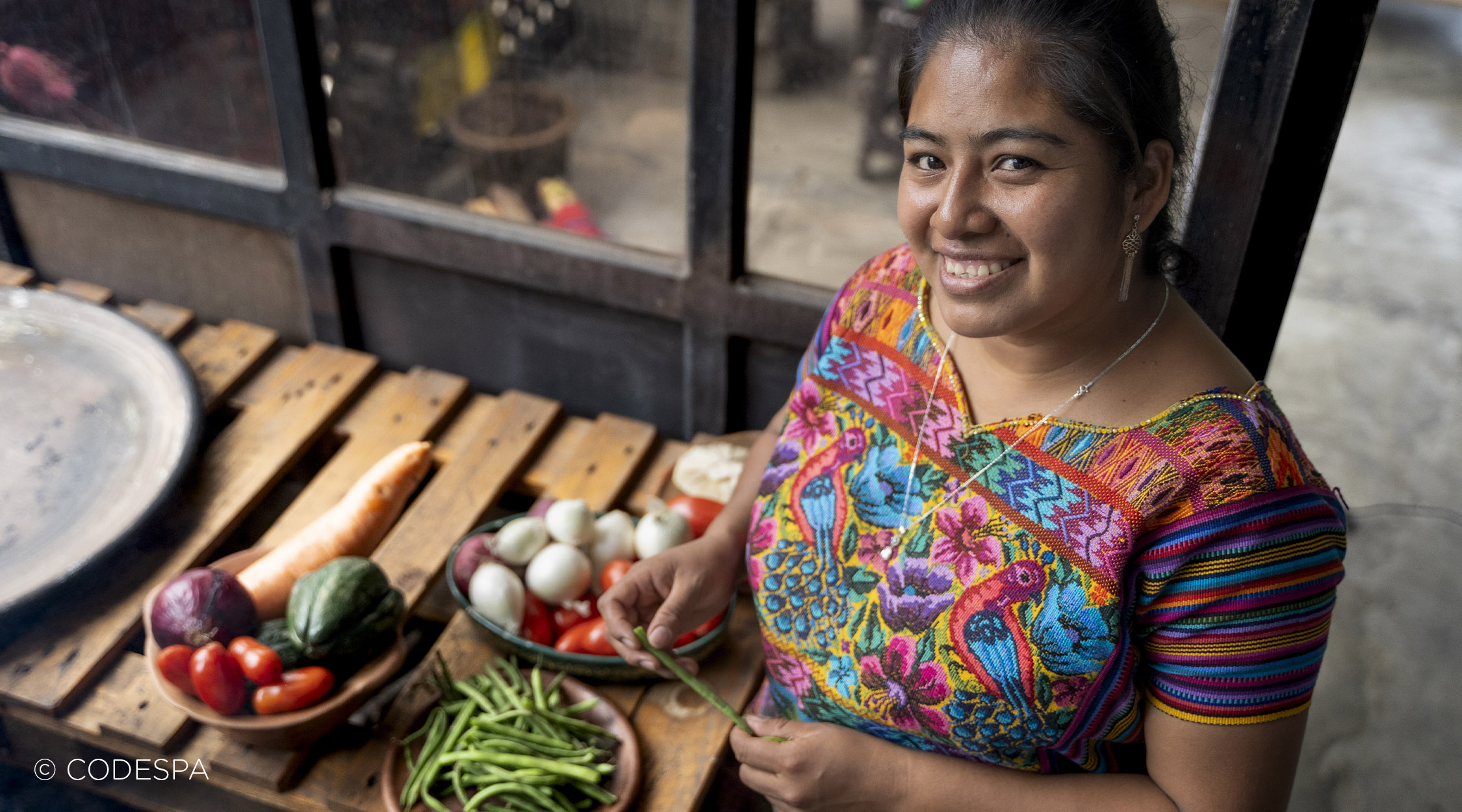 mujer alimentos